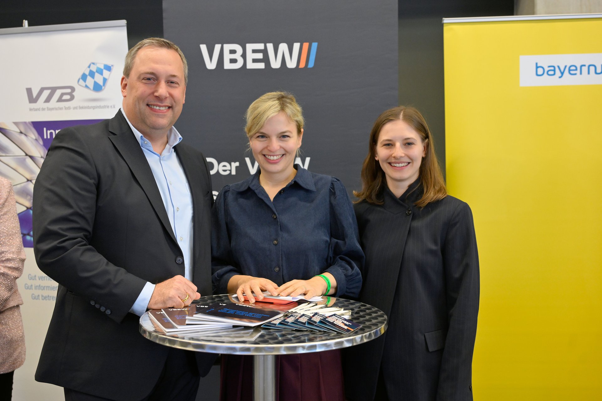Grünen-Parteitag in Landshut: VBEW im Dialog zu Wasserresilienz, EEG und Südquote Wind